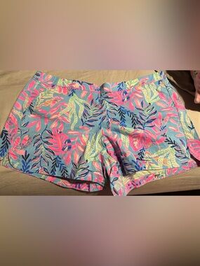 Lilly Pulitzer Ocean View Shorts XL